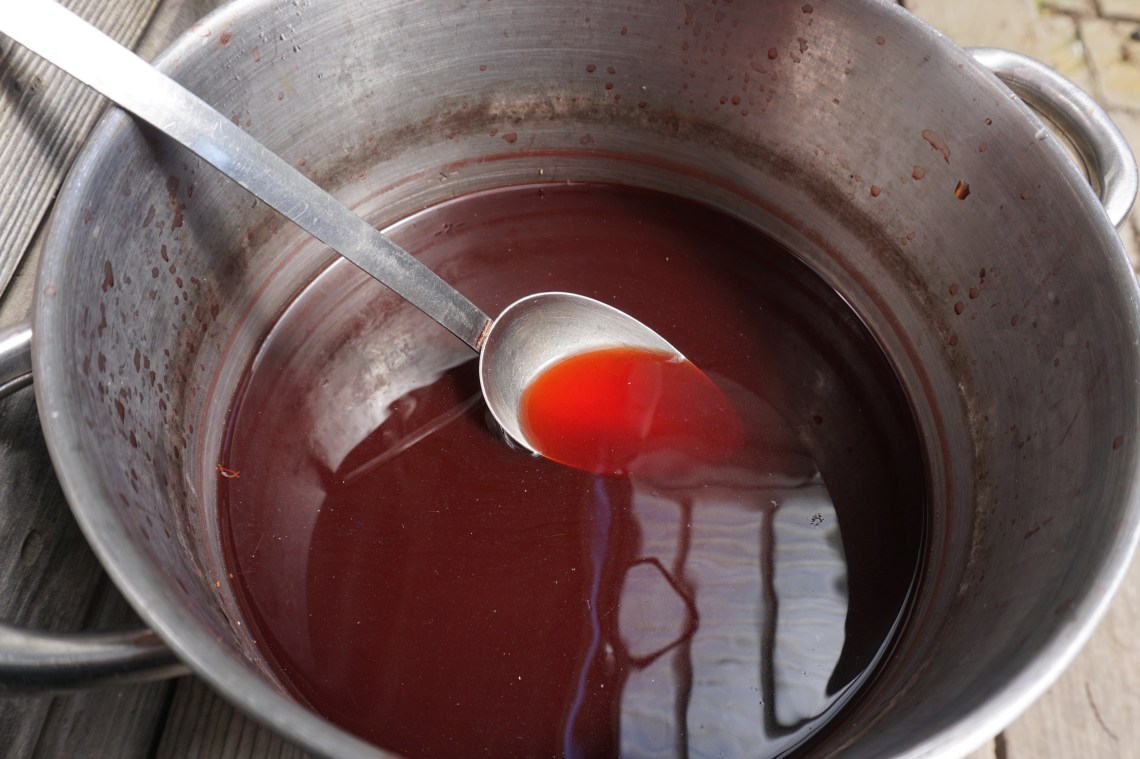 Avocado dye after several days